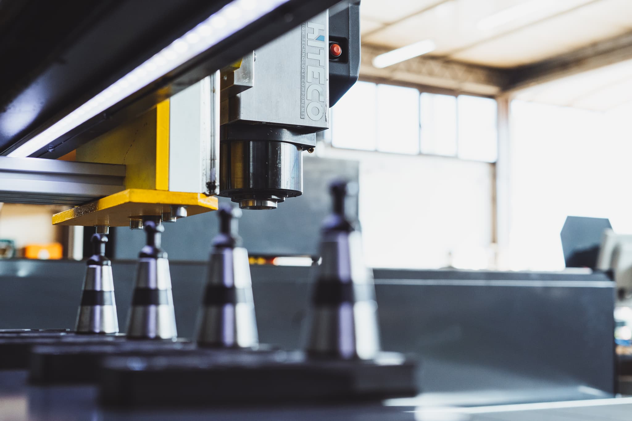 Macchine CNC e Pantografi CNC: il futuro dell'artigianato digitale | LabMec