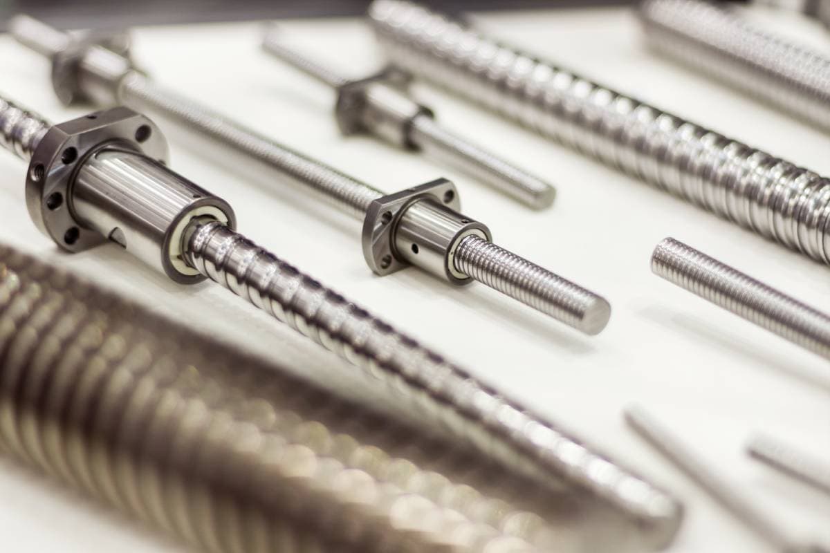 Le Viti e Madreviti CNC: Come Scegliere la Soluzione Migliore